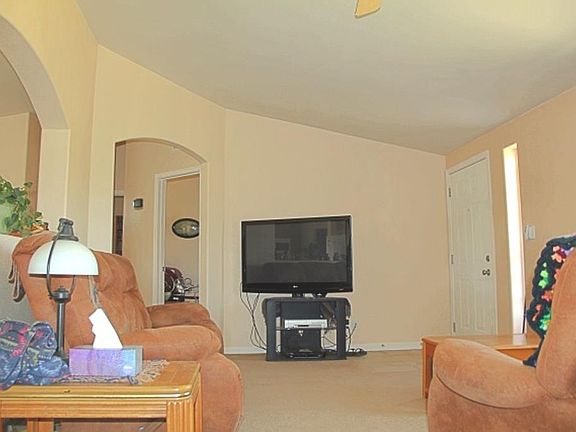 4th image of 109 Conor Ct
