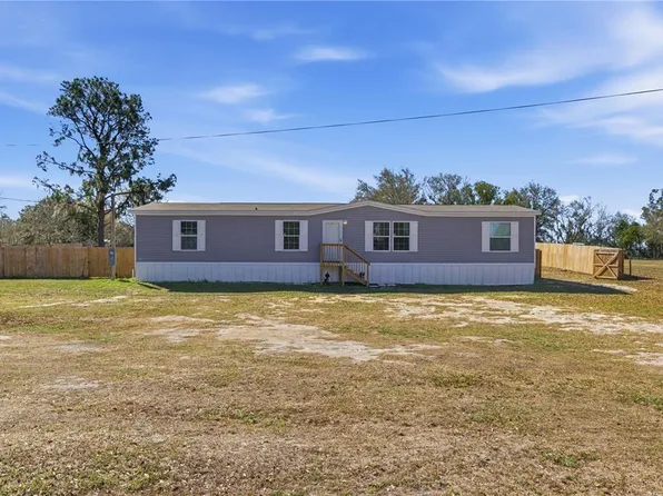 6109 Pinetree Dr, Fort Meade, FL 33841