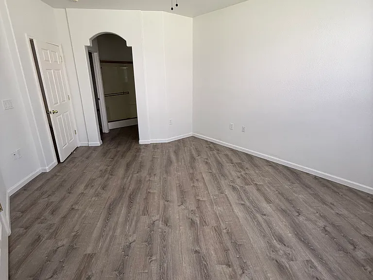 6070 Ingleston Dr #1112 — Photo 6