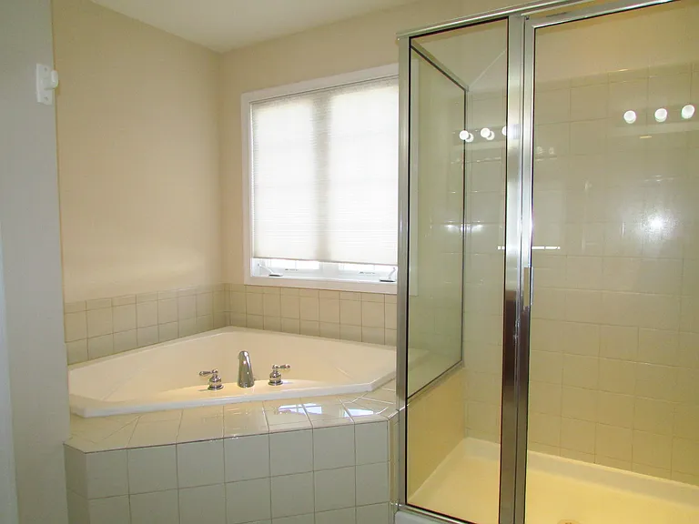 206 W Bourne Way #1-3 — Photo 7