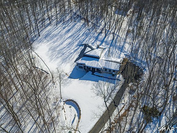 3rd image of 81 Strawberry Hill Road