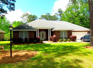 33 Elms Ct, Hattiesburg, MS 39402