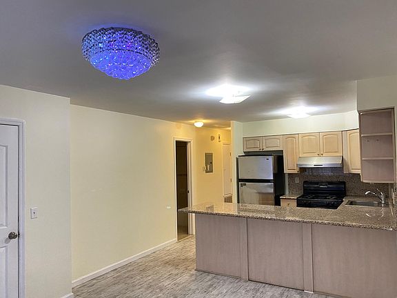 5th image of 11431 Dalian Ct #1