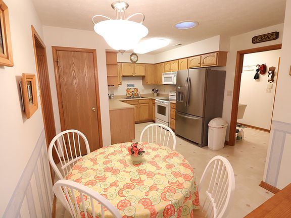5th image of 5410 Oak Harbor Ct