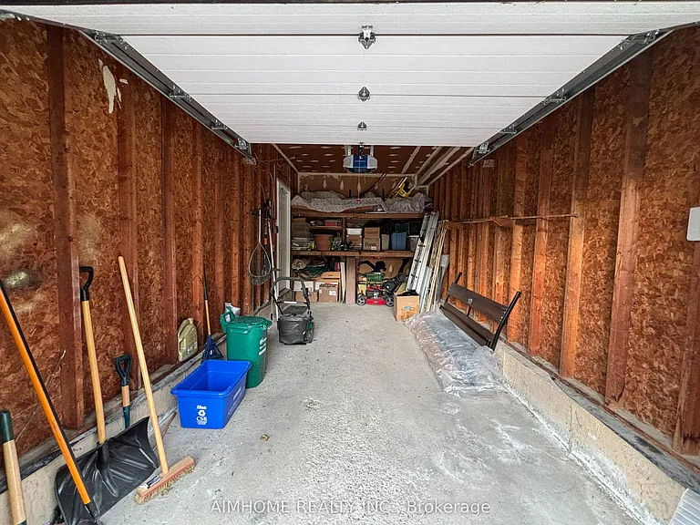 29 Snowshoe Cres — Photo 20