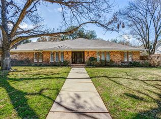 4230 Bobbitt Dr, Dallas, TX 75229