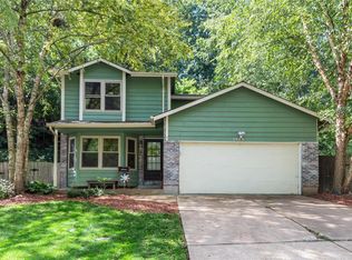 1958 White Haven Dr, Imperial, MO 63052