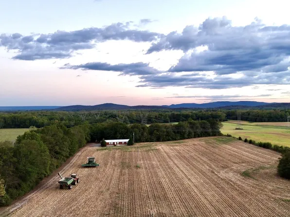 1796 County Road 32, Fackler, AL 35746