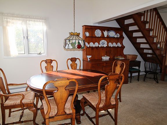 4th image of 46 Lake Dr #46