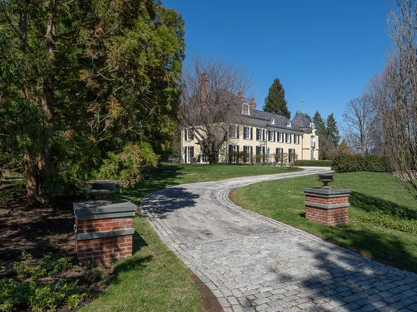 1122 Brynllawn Rd, Villanova, PA 19085