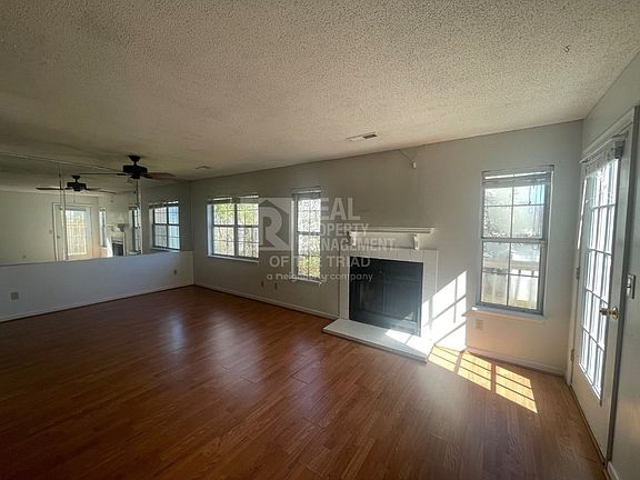 2nd image of 4324H Edith Ln