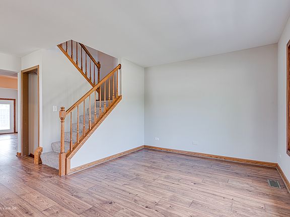 4th image of 2675 Dorothy Dr