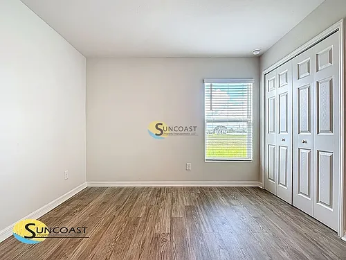 7005 Hemlock Crse Photo 1