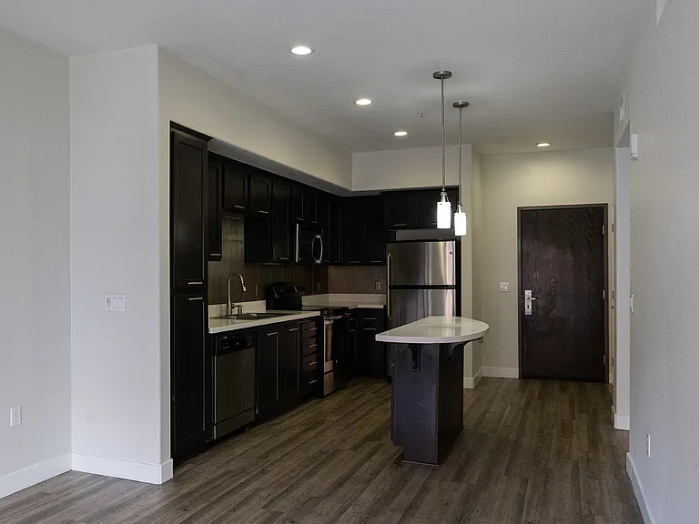 Urbana East Village Rental Flats — Photo 41