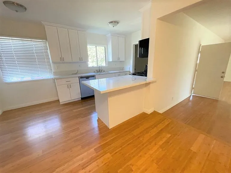 5703 Silva St #5703 — Photo 11