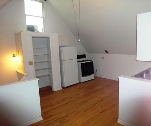 4th image of 1817 N Bissell St #3F