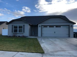 4229 Cove West Dr, Moses Lake, WA 98837