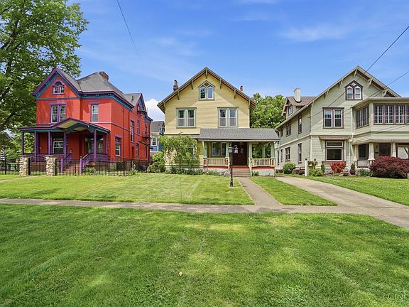 5th image of 4235 Floral Ave