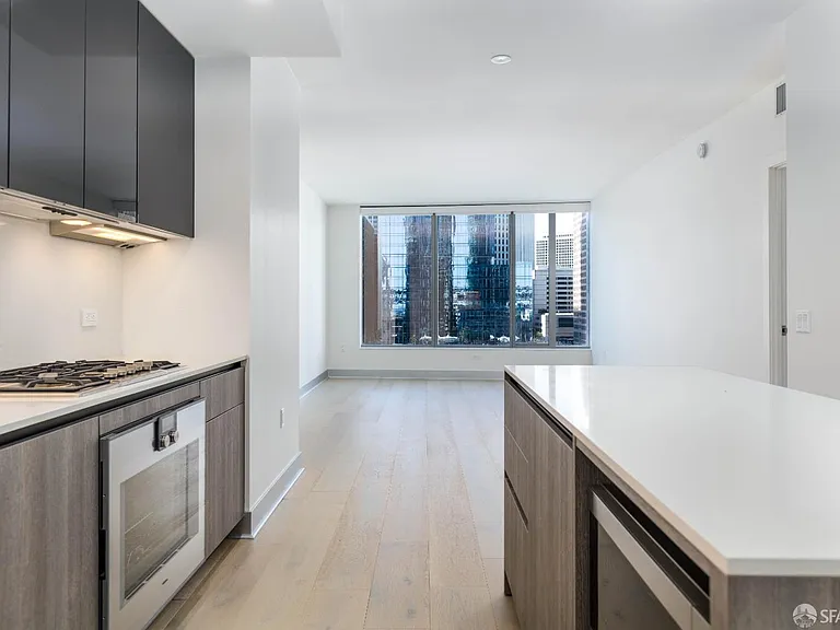 201 Folsom St #7B — Photo 4