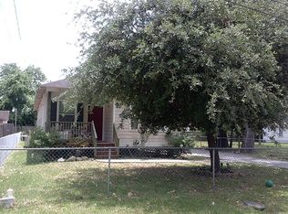 3710 Chickering St, Houston, TX 77026