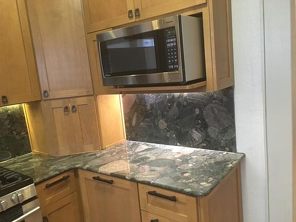 5th image of 640 Chautauqua Ave