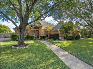 302 Canterbury Dr, Woodway, TX 76712