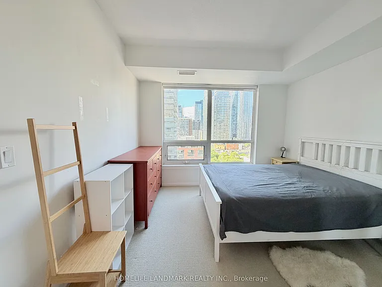 35 Hayden St #1405 — Photo 8