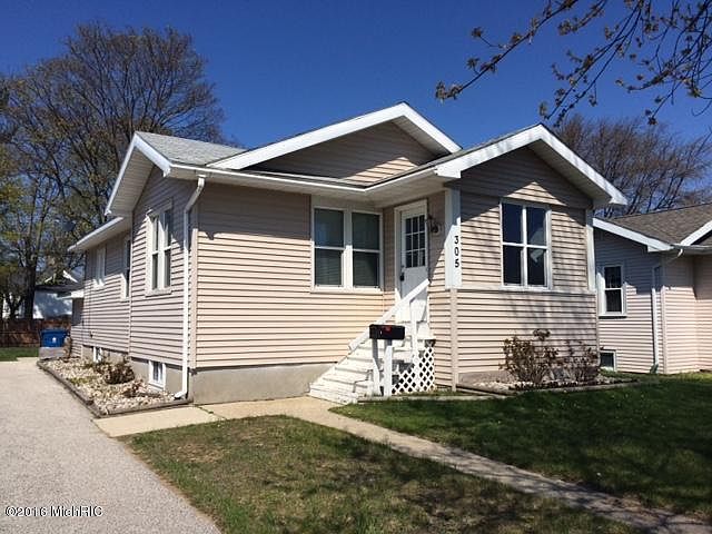 1st image of 305 N Delia St