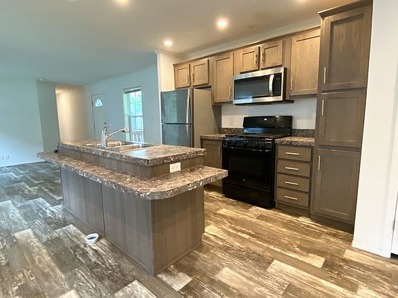 4th image of 343 Reynolds Rd #132