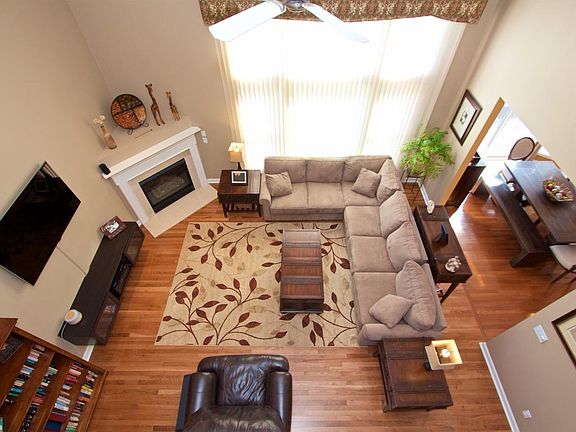 3rd image of 51199 Weston Dr