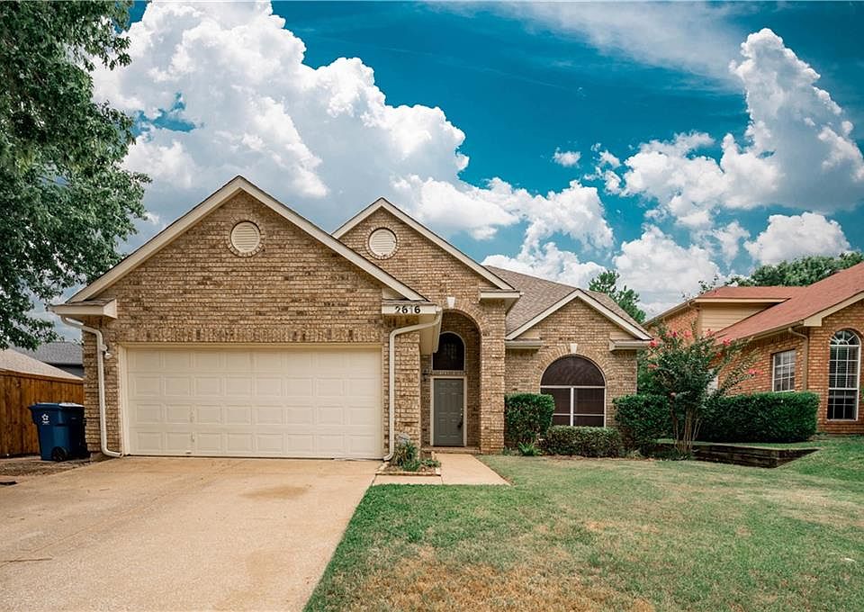 1st image of 2616 Southwestern Dr