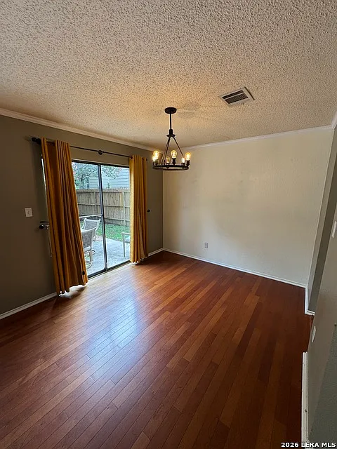 3 bed, 2.5 bath, 1481 sqft, $1,900 — Photo 3