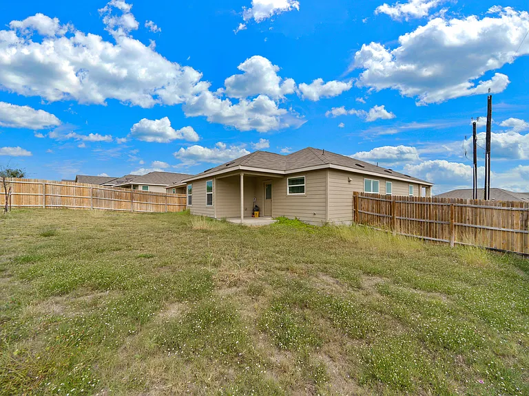 3514 Booker Trl — Photo 6