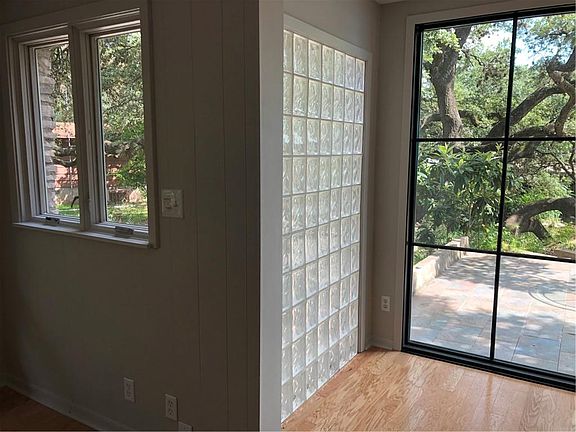 5th image of 4616 Shoal Creek Blvd