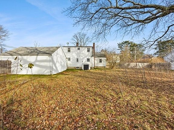 3rd image of 31 Magnolia Ave