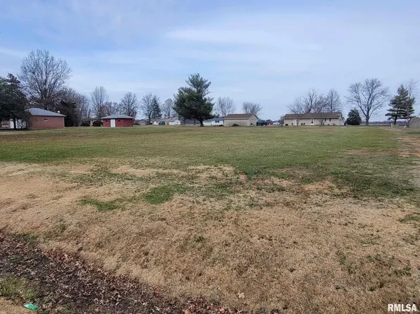 0 E Jackson St, Du Quoin, IL 62832