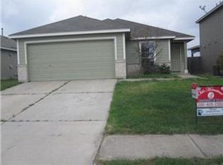4912 Irvine Ln, Del Valle, TX 78617