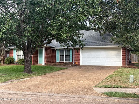 2nd image of 212 Cherrybark Ln