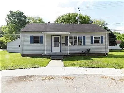 3 Circle Dr photo 1