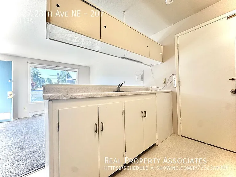 11527 28th Ave NE #207 — Photo 5
