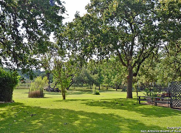 2nd image of 28028 Windwood Dr E