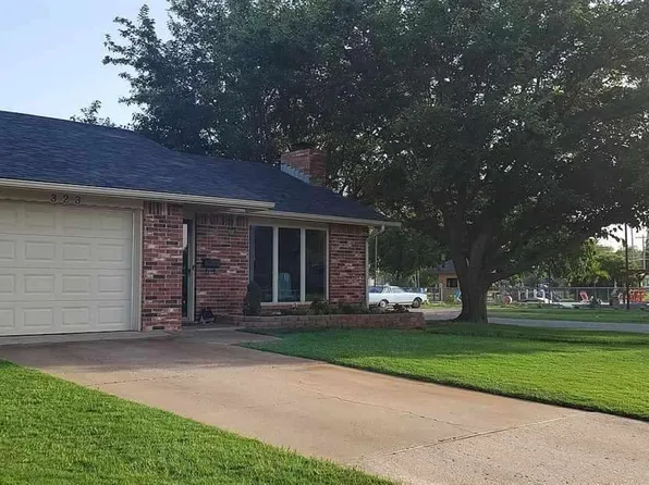 323 W Cherokee St, Medford, OK 73759