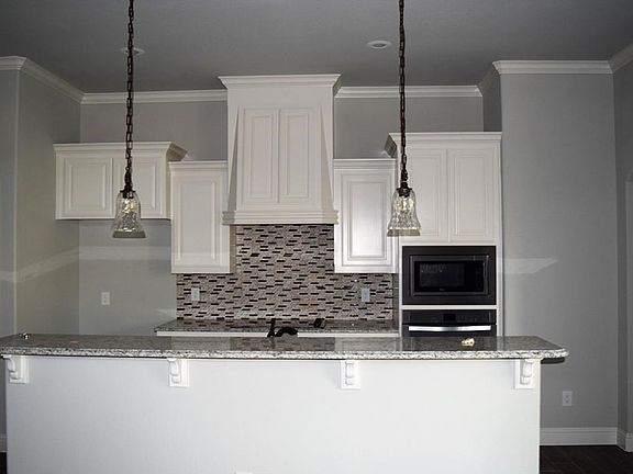 3rd image of 532 Sagebrush Ct
