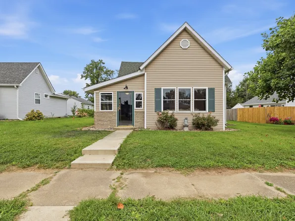 1019 John St, Lapel, IN 46051