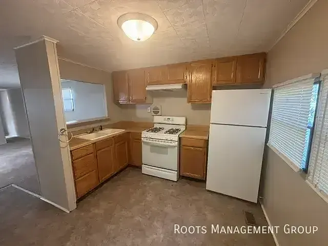 1105 W Inverness St #IN1105 — Photo 2