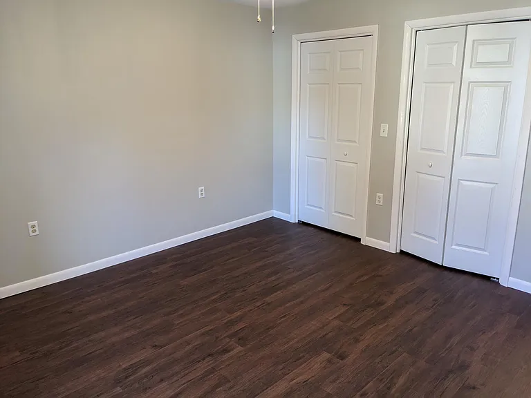 1855 N Main St — Photo 17