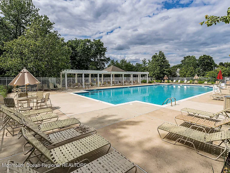 25 Indigo Dr — Photo 16