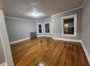 6218 S University Ave #3N, Chicago, IL 60637