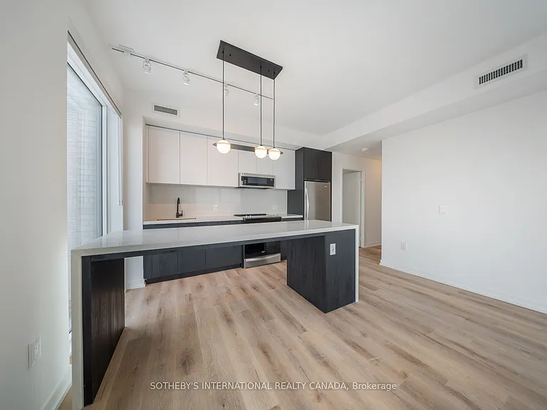 5 York Rd #502 — Photo 9