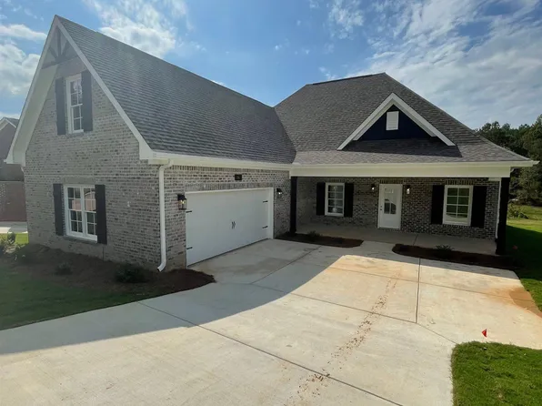 56 Oak Ridge Pl, Union Grove, AL 35175